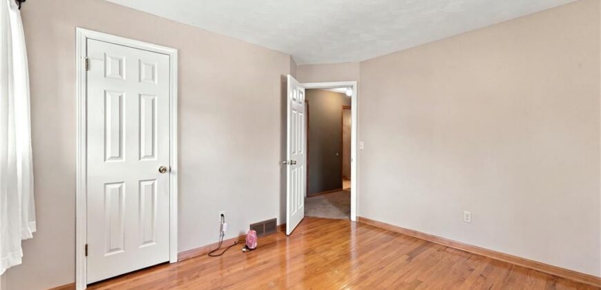 363 E Lowell Street, Claycomo, MO 64119