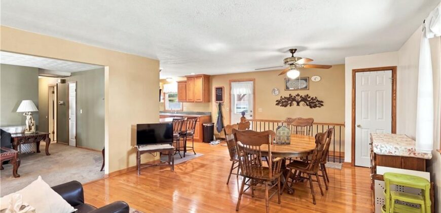 363 E Lowell Street, Claycomo, MO 64119