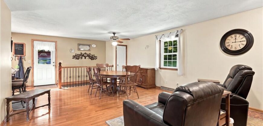 363 E Lowell Street, Claycomo, MO 64119