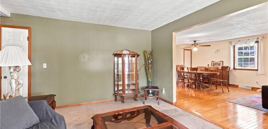 363 E Lowell Street, Claycomo, MO 64119