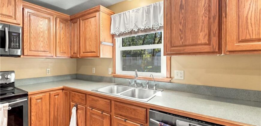 363 E Lowell Street, Claycomo, MO 64119