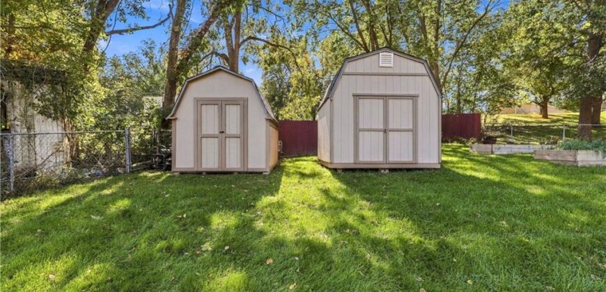 363 E Lowell Street, Claycomo, MO 64119