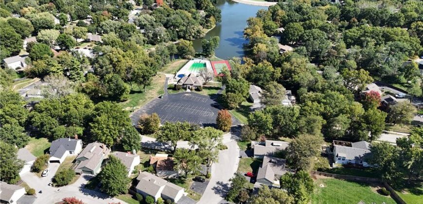 5225 NW 82nd Terrace, Kansas City, MO 64151