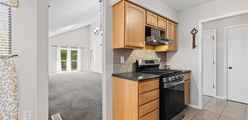 5225 NW 82nd Terrace, Kansas City, MO 64151