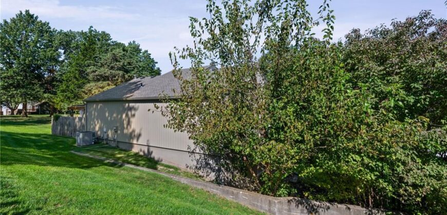 5225 NW 82nd Terrace, Kansas City, MO 64151