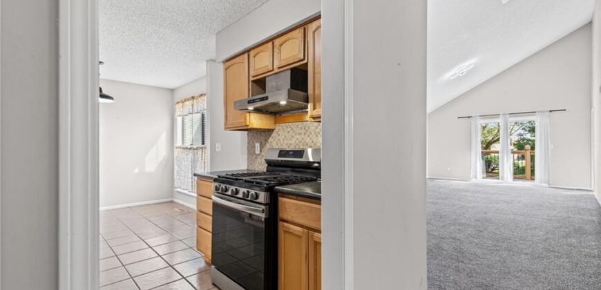 5225 NW 82nd Terrace, Kansas City, MO 64151