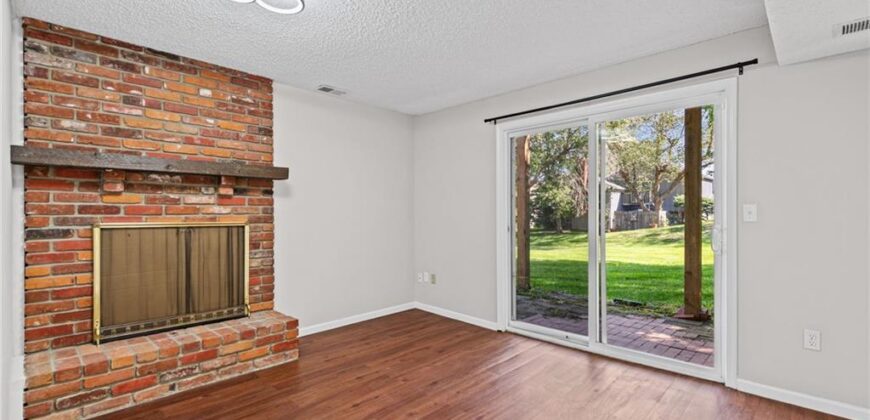 5225 NW 82nd Terrace, Kansas City, MO 64151