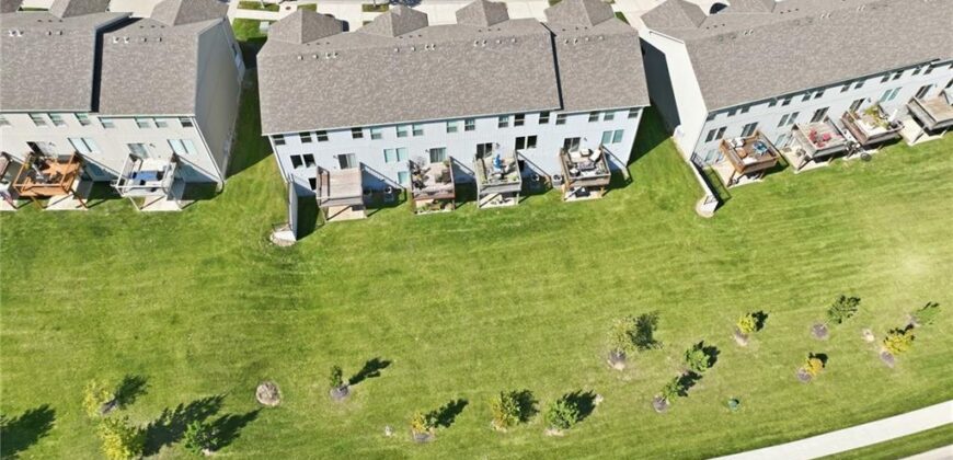 7369 Griffey Street, Parkville, MO 64152
