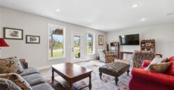 7369 Griffey Street, Parkville, MO 64152