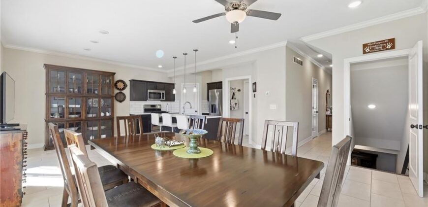 7369 Griffey Street, Parkville, MO 64152