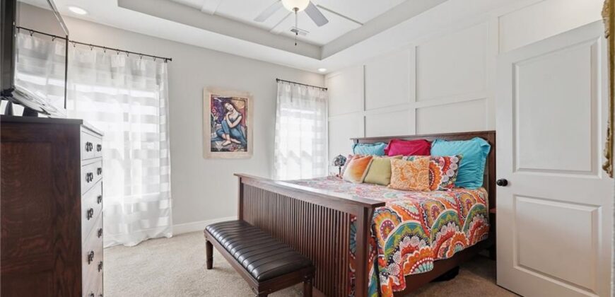 7369 Griffey Street, Parkville, MO 64152