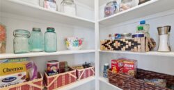 7369 Griffey Street, Parkville, MO 64152
