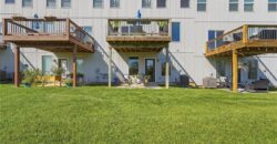 7369 Griffey Street, Parkville, MO 64152