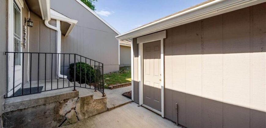 5771 N Anita Avenue, Kansas City, MO 64151