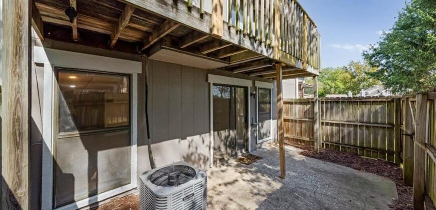 5771 N Anita Avenue, Kansas City, MO 64151