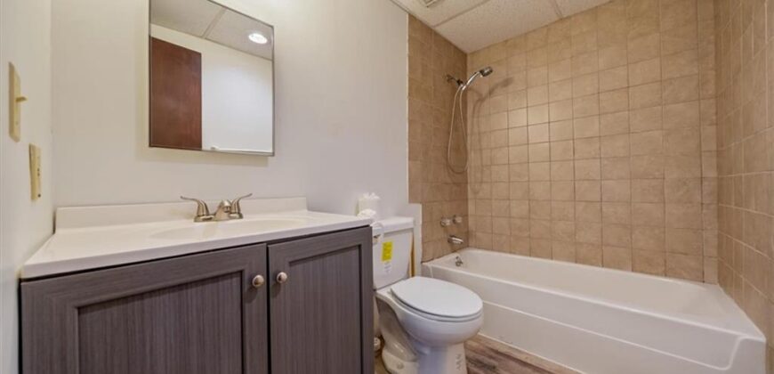 5771 N Anita Avenue, Kansas City, MO 64151
