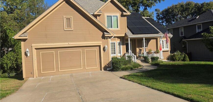 1504 NE 80th Place, Kansas City, MO 64118