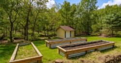 7955 NW Bridle Parc Lane, Kansas City, MO 64152
