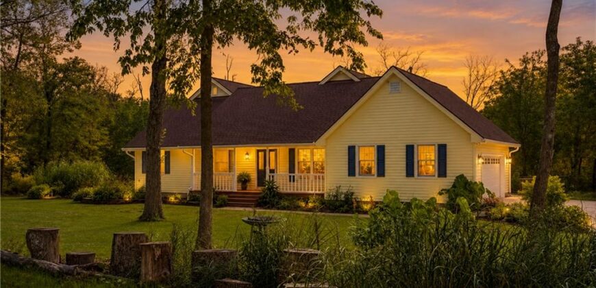 7955 NW Bridle Parc Lane, Kansas City, MO 64152