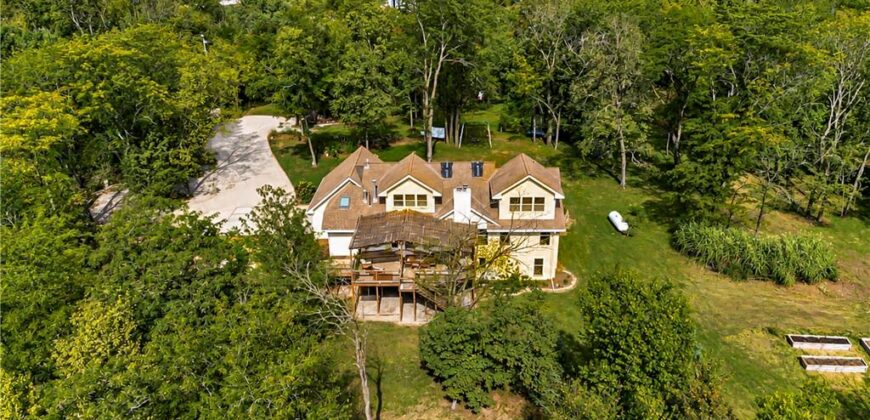 7955 NW Bridle Parc Lane, Kansas City, MO 64152