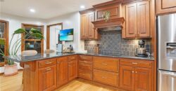 7955 NW Bridle Parc Lane, Kansas City, MO 64152