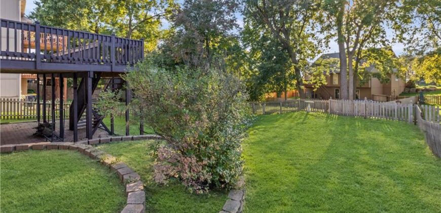 7416 N Mckinley Avenue, Kansas City, MO 64158