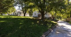 705 NE Lindberg Drive, Kansas City, MO 64118