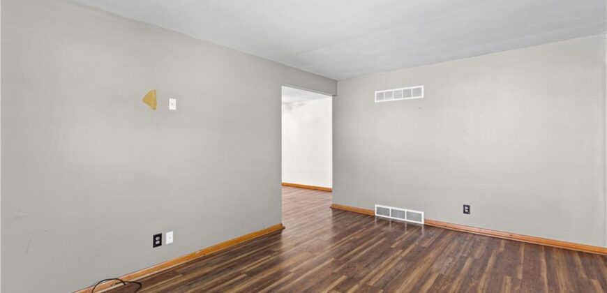 413 Maple Street, Liberty, MO 64068