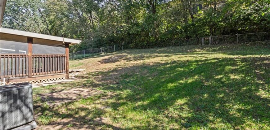 413 Maple Street, Liberty, MO 64068