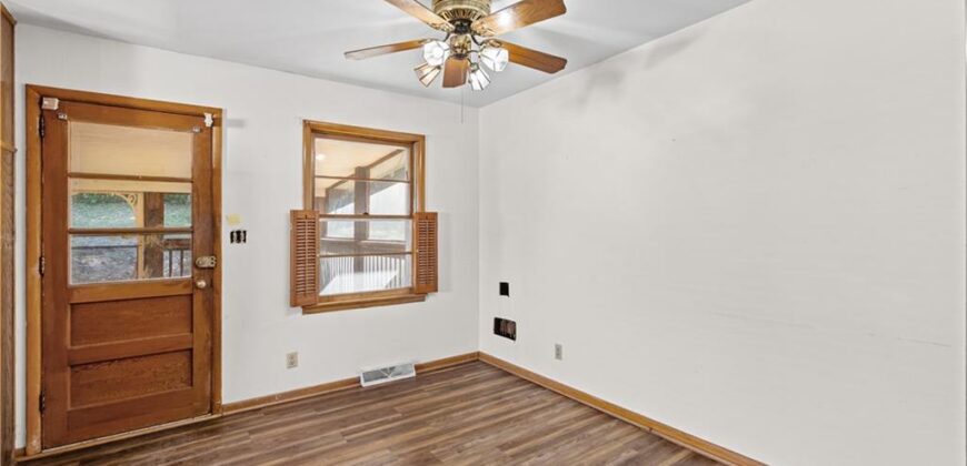 413 Maple Street, Liberty, MO 64068
