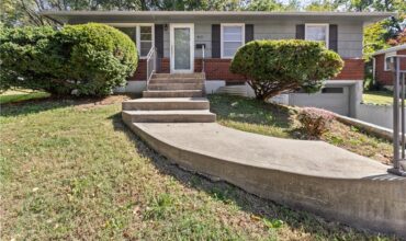 413 Maple Street, Liberty, MO 64068