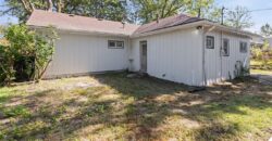 6912 N Harrison Street, Gladstone, MO 64118