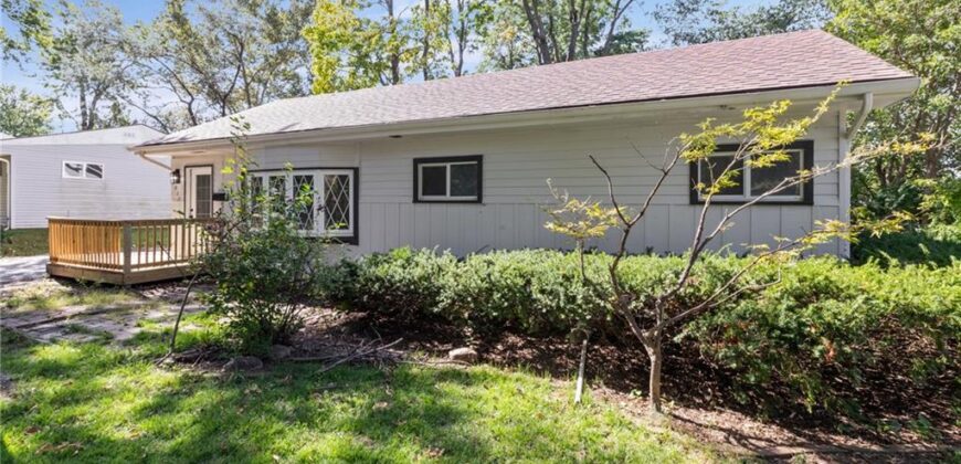 6912 N Harrison Street, Gladstone, MO 64118