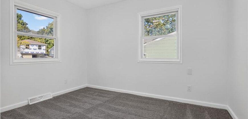 4909 N Manchester Avenue, Kansas City, MO 64119