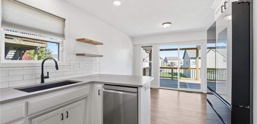 1603 Clear Creek Drive, Kearney, MO 64060