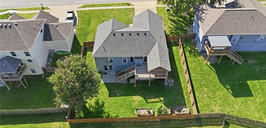 1603 Clear Creek Drive, Kearney, MO 64060