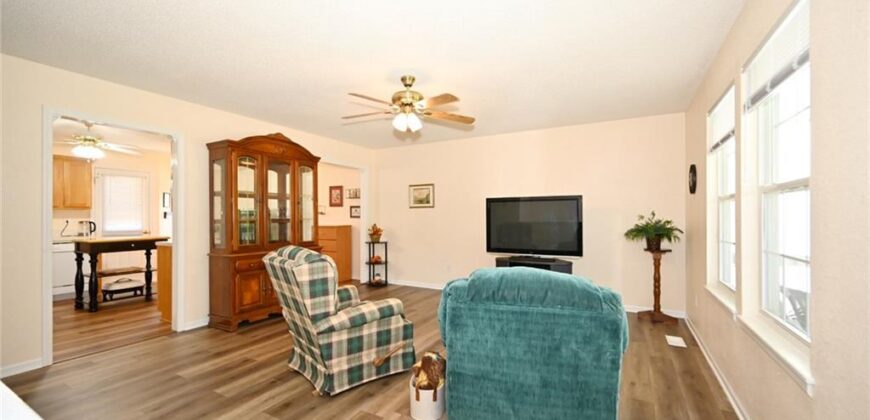 11304 N NASHUA Drive, Kansas City, MO 64155