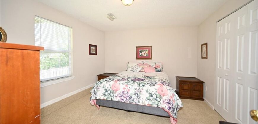 11304 N NASHUA Drive, Kansas City, MO 64155