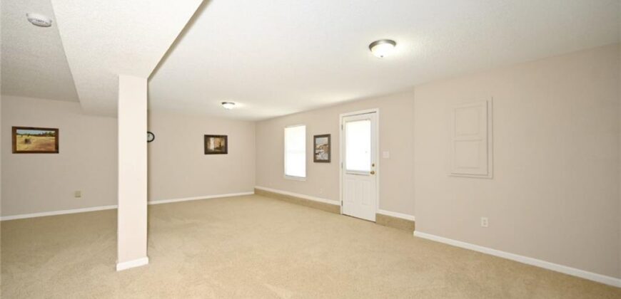 11304 N NASHUA Drive, Kansas City, MO 64155