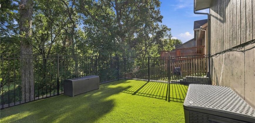 9504 NW 87th Terrace, Kansas City, MO 64153