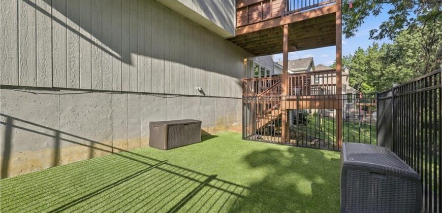 9504 NW 87th Terrace, Kansas City, MO 64153