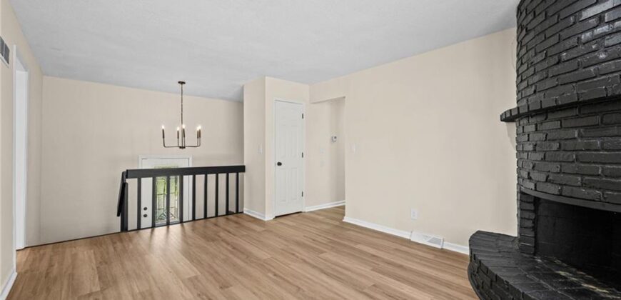 14710 NW 67th Street, Parkville, MO 64152
