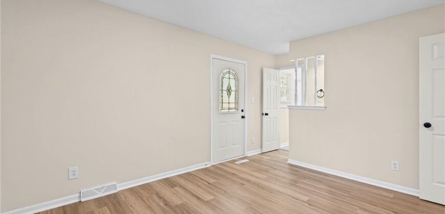 14710 NW 67th Street, Parkville, MO 64152