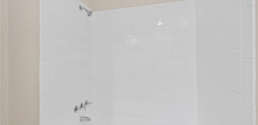14710 NW 67th Street, Parkville, MO 64152