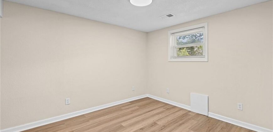 14710 NW 67th Street, Parkville, MO 64152