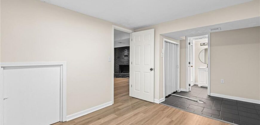 14710 NW 67th Street, Parkville, MO 64152
