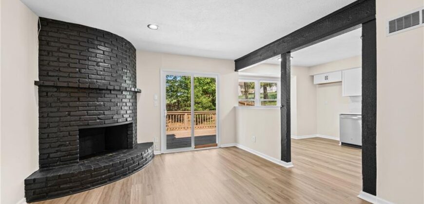14710 NW 67th Street, Parkville, MO 64152