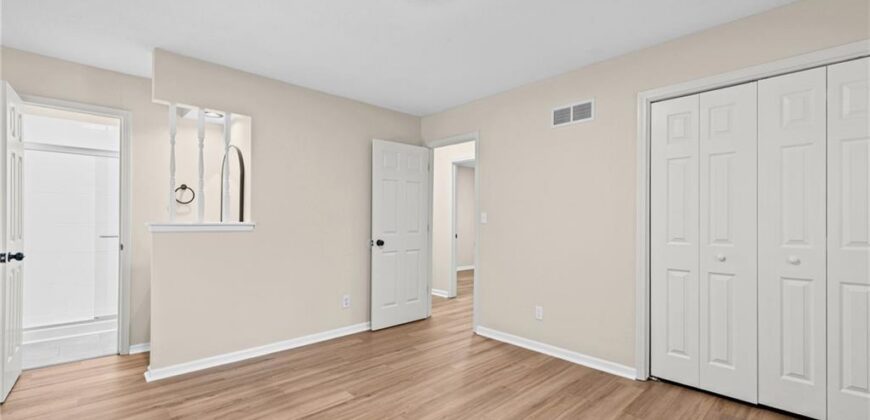 14710 NW 67th Street, Parkville, MO 64152