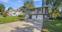 1700 NE 67th Place, Gladstone, MO 64118