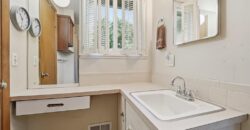 1700 NE 67th Place, Gladstone, MO 64118